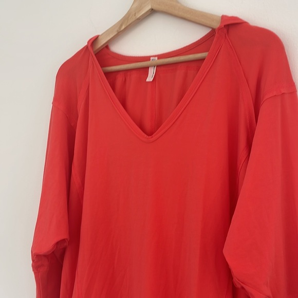 Free People Movement Soul Circle Hooded Long Sleeve Atomic Orange Small NWOT - Picture 4 of 13